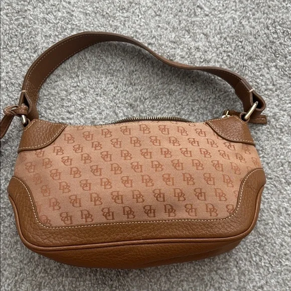Dooney & Bourke Tan Monogram Shoulder Bag - Picture 3 of 7